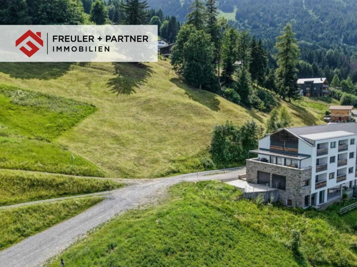 Terreno edificabile in posizione privilegiata al Pizol - Foto 1 di 8