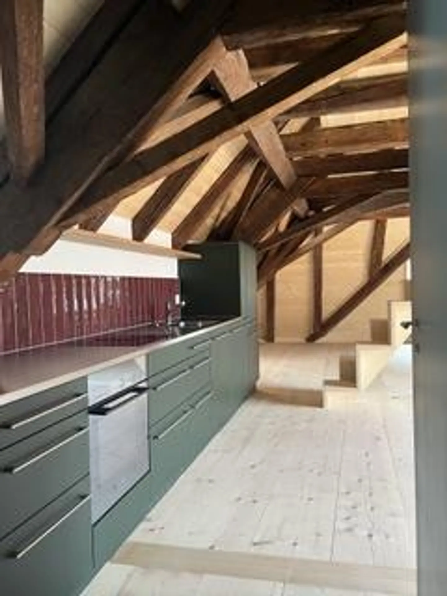 Traumhafte Dach-Loft mit Galerie & Balkon - Erstvermietung - Foto 2 von 16