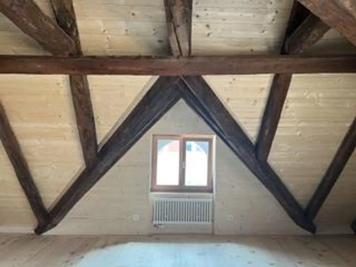 Traumhafte Dach-Loft mit Galerie & Balkon - Erstvermietung - Foto 1 von 16