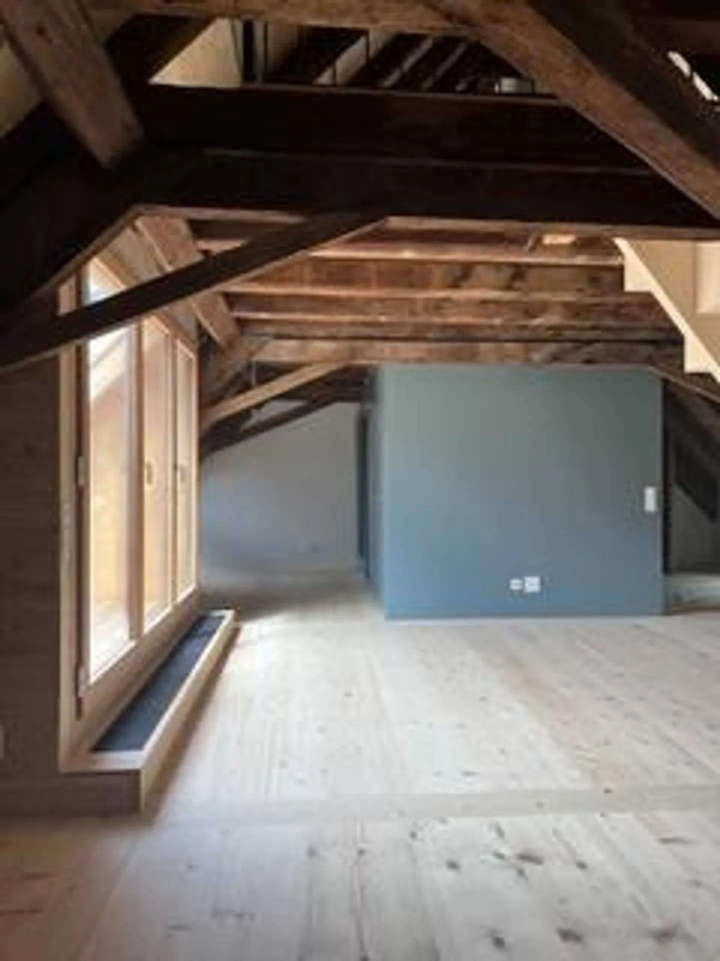 Traumhafte Dach-Loft mit Galerie & Balkon - Erstvermietung - Foto 4 von 16