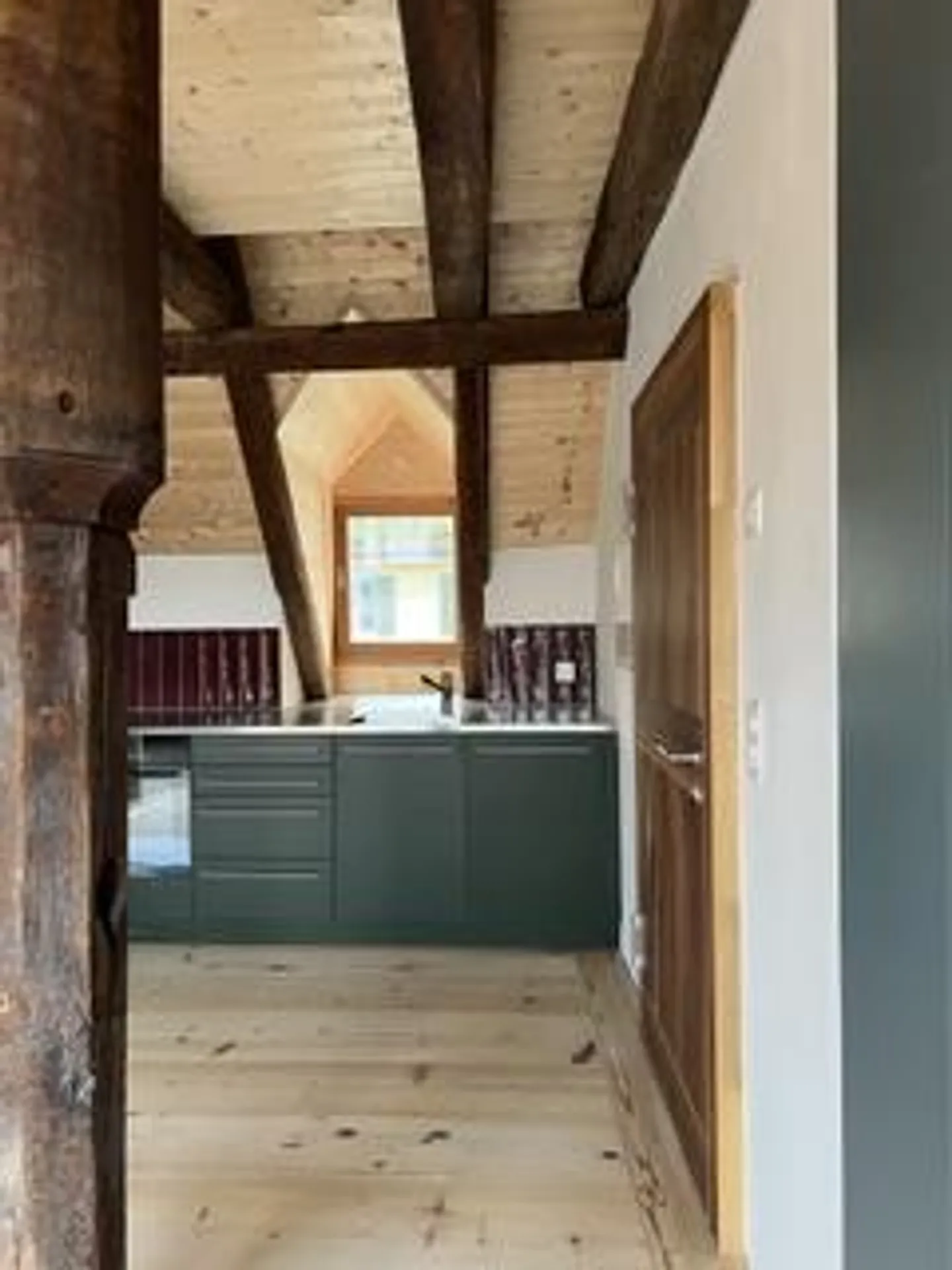 Traumhafte Dach-Loft mit Galerie & Balkon - Erstvermietung - Foto 5 von 16