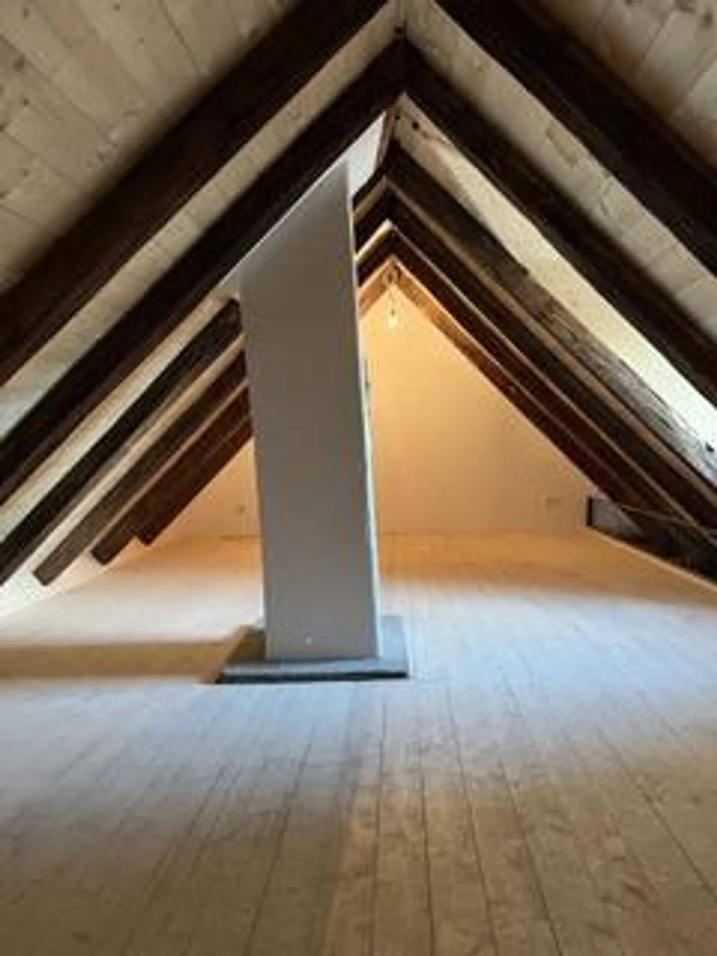 Traumhafte Dach-Loft mit Galerie & Balkon - Erstvermietung - Foto 7 von 16