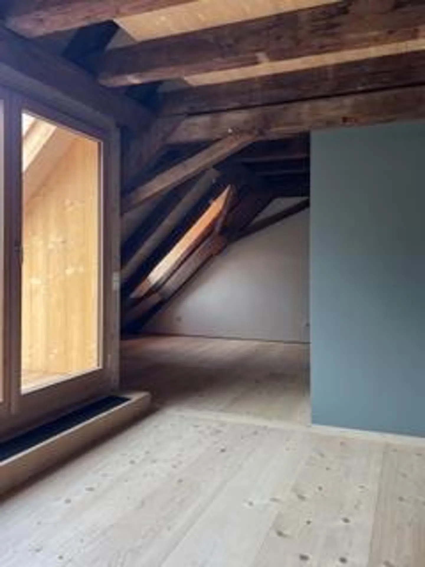 Traumhafte Dach-Loft mit Galerie & Balkon - Erstvermietung - Foto 11 von 16