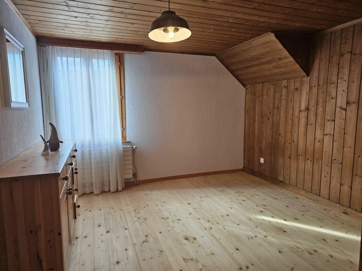 Accogliente appartamento per vacanze con 4 camere da letto in affitto a lungo termine - Foto 5 di 10