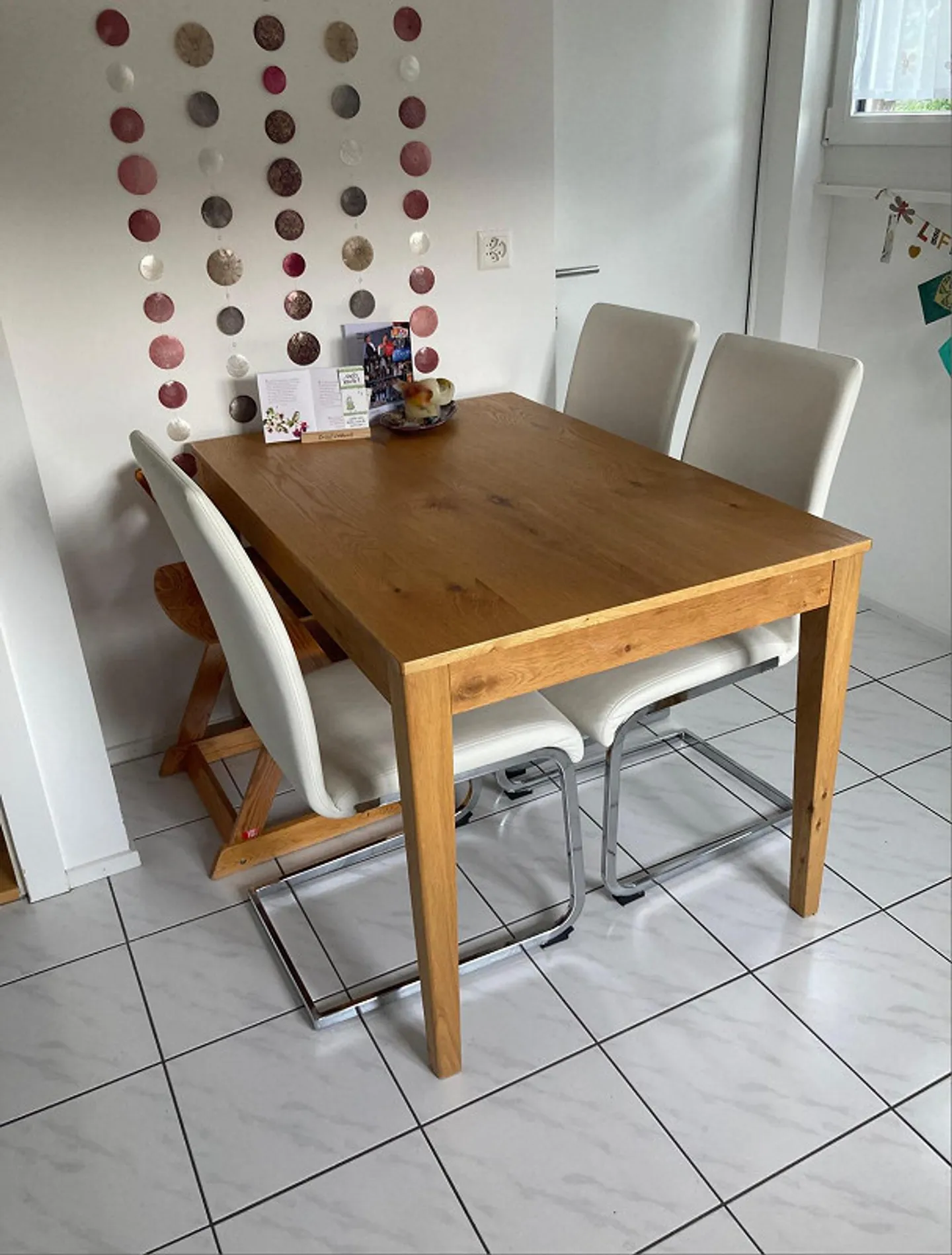For rent in a beautiful chalet a bright 3 1/2-room apartment - Photo 4 of 4