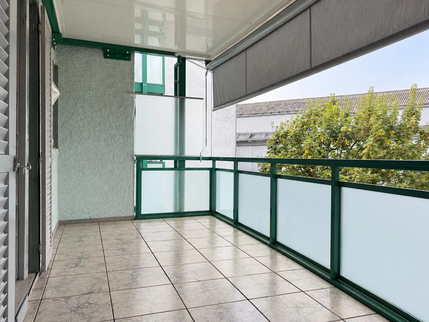 3-room apartment in a central location with a large balcony - Photo 2 of 7