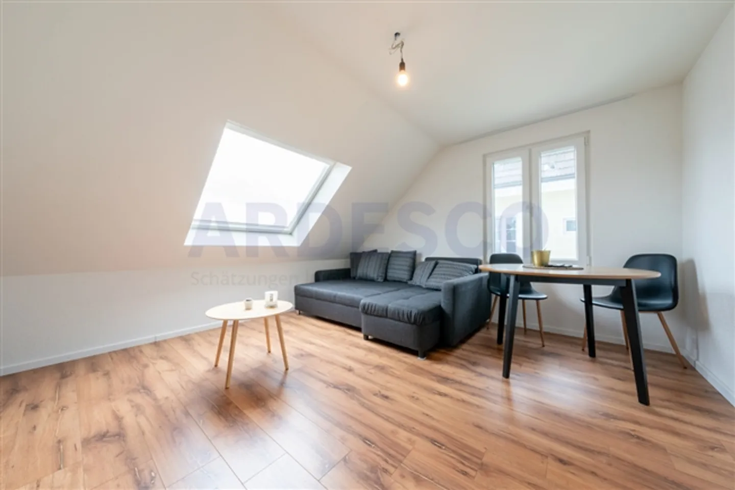 «Wünschst Du dir deinen persönlichen Rückzugsort» - Photo 1 of 6