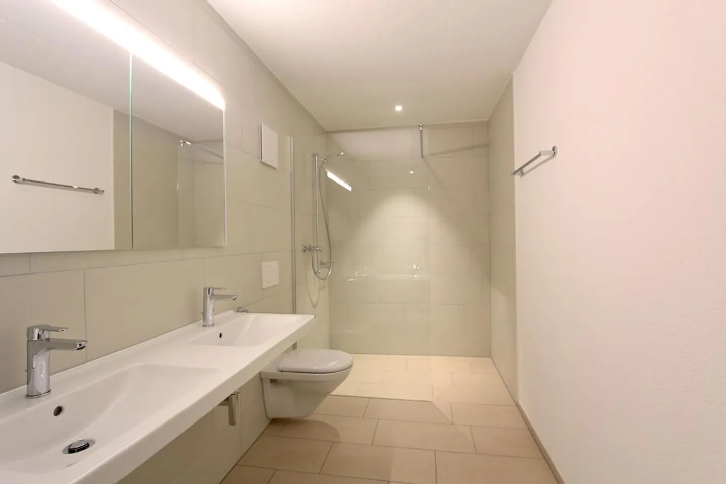 Appartamento attraente con 2 camere da letto con terrazza e vista lago a Meilen - Foto 5 di 7