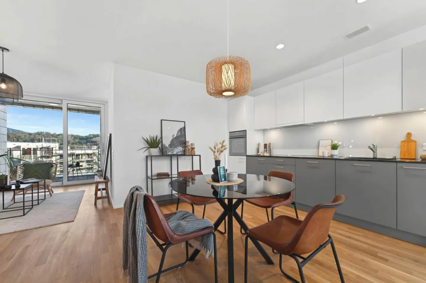 Moderne Wohnung im Nidfeld - Foto 1 von 6