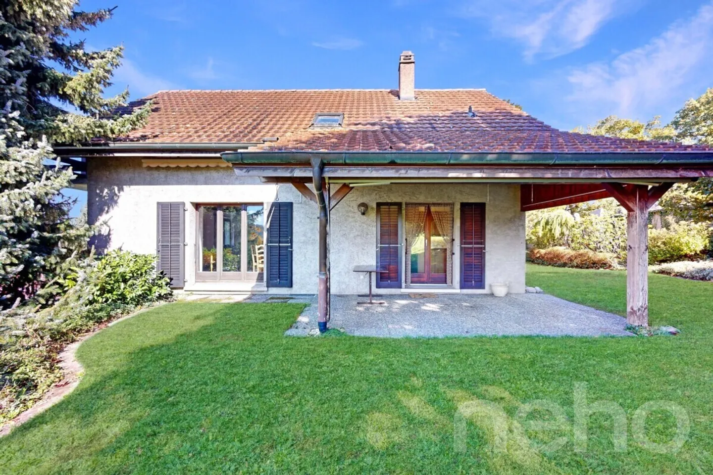 Fascino, spazio e luce villa individuale ad alto potenziale - Foto 1 di 12