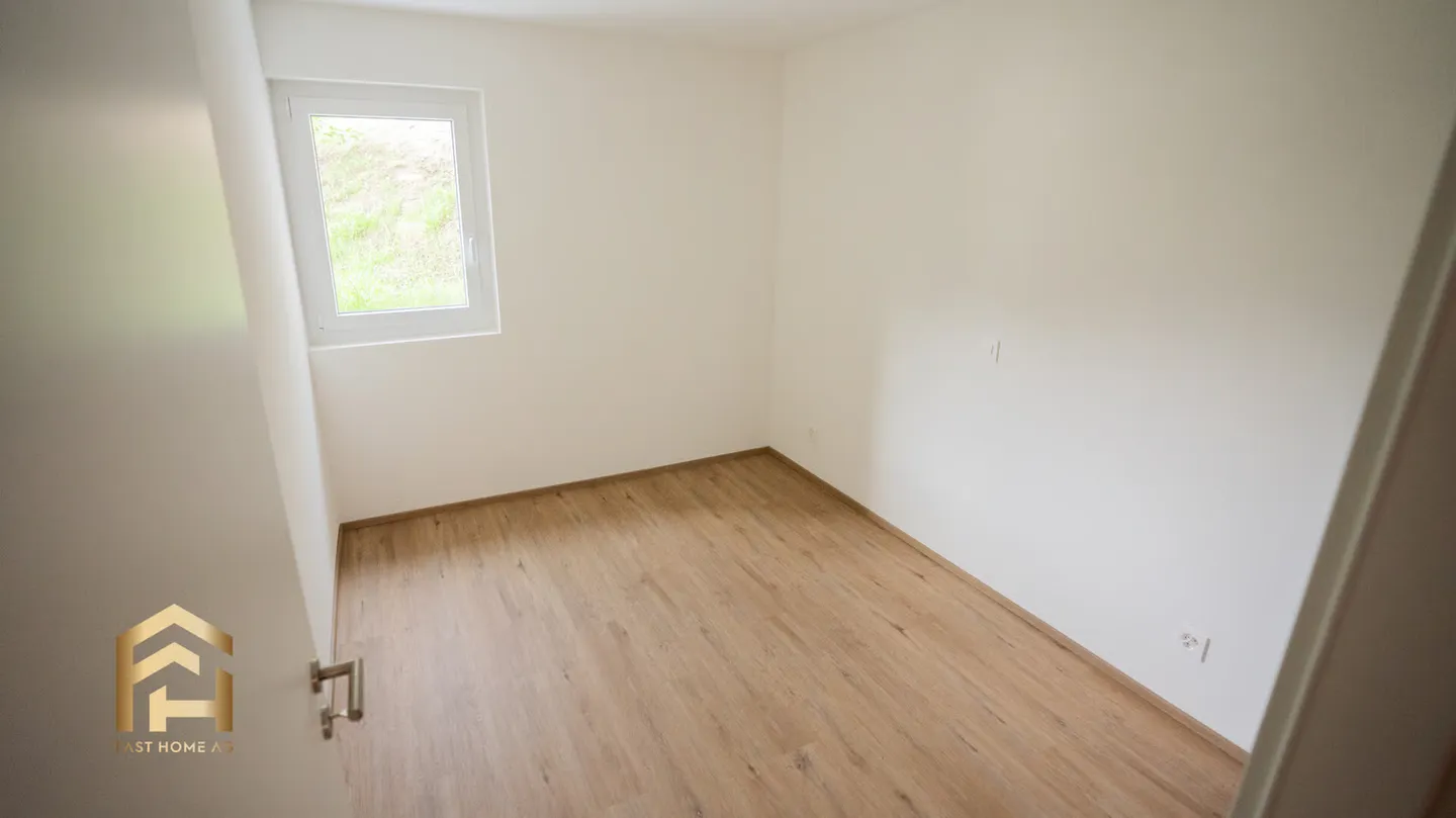 Last chance: Attractive 4.5 room apartment on the ground floor with evening sun - Photo 8 of 13