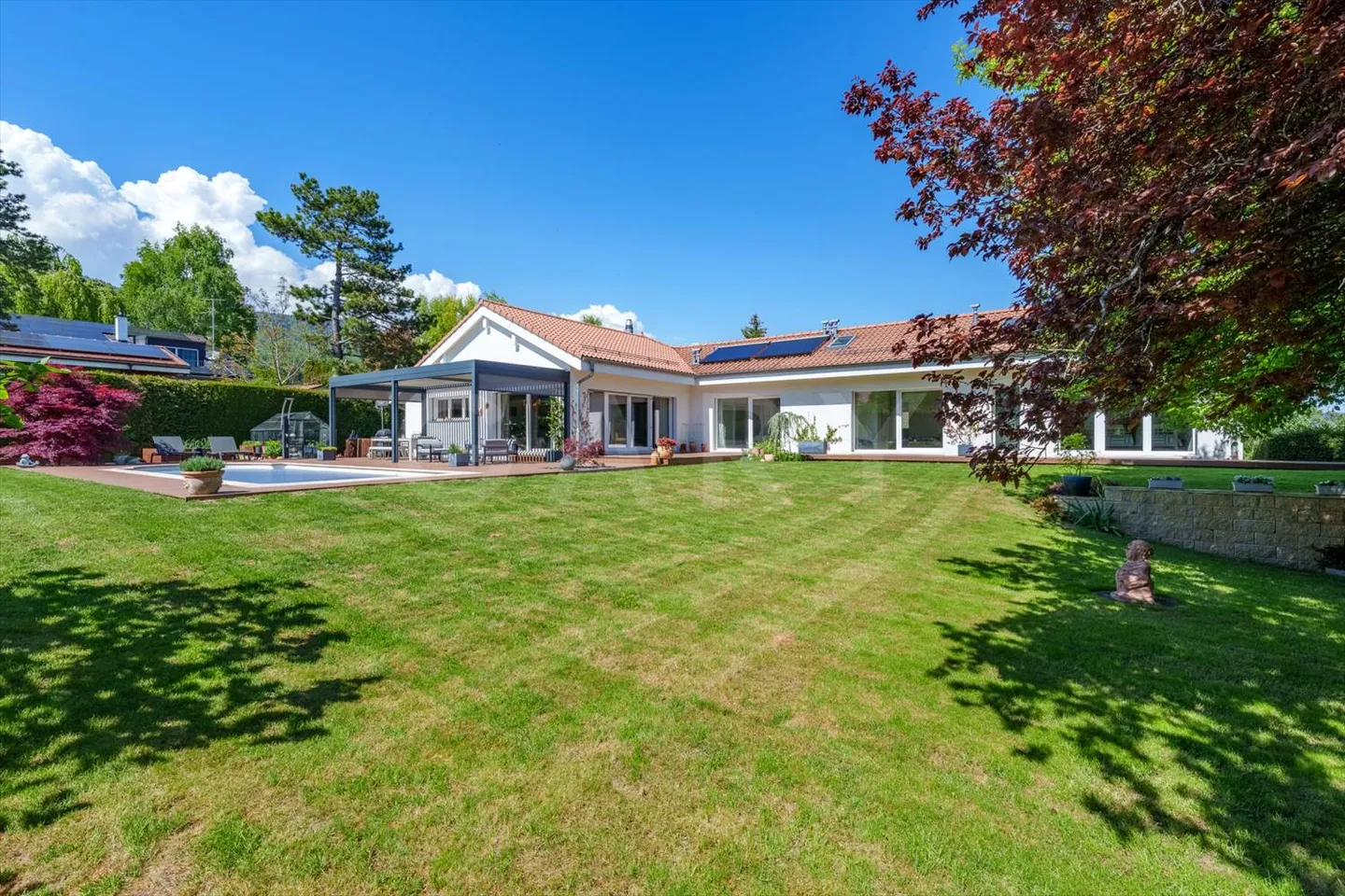 7-Zimmer-Haus - Foto 1 von 2