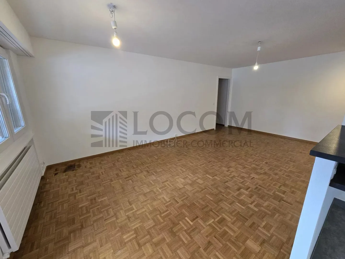 Geräumige Wohnung mit Balkonen - Foto 2 von 12