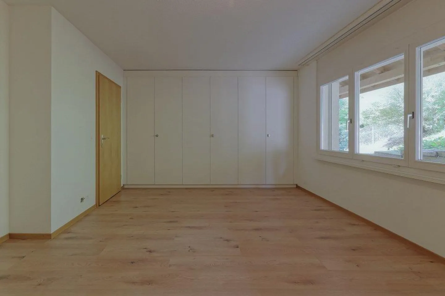 Beaucoup d'espace, beaucoup de potentiel - Maison individuelle de 9½ pièces dans un endroit calme à Bolligen - Photo 7 sur 13