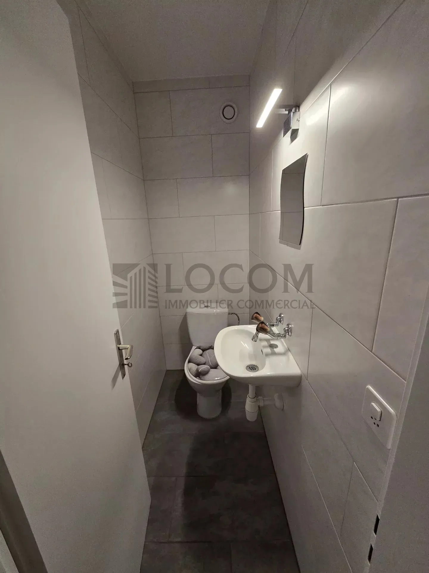 Geräumige Wohnung mit Balkonen - Foto 10 von 12