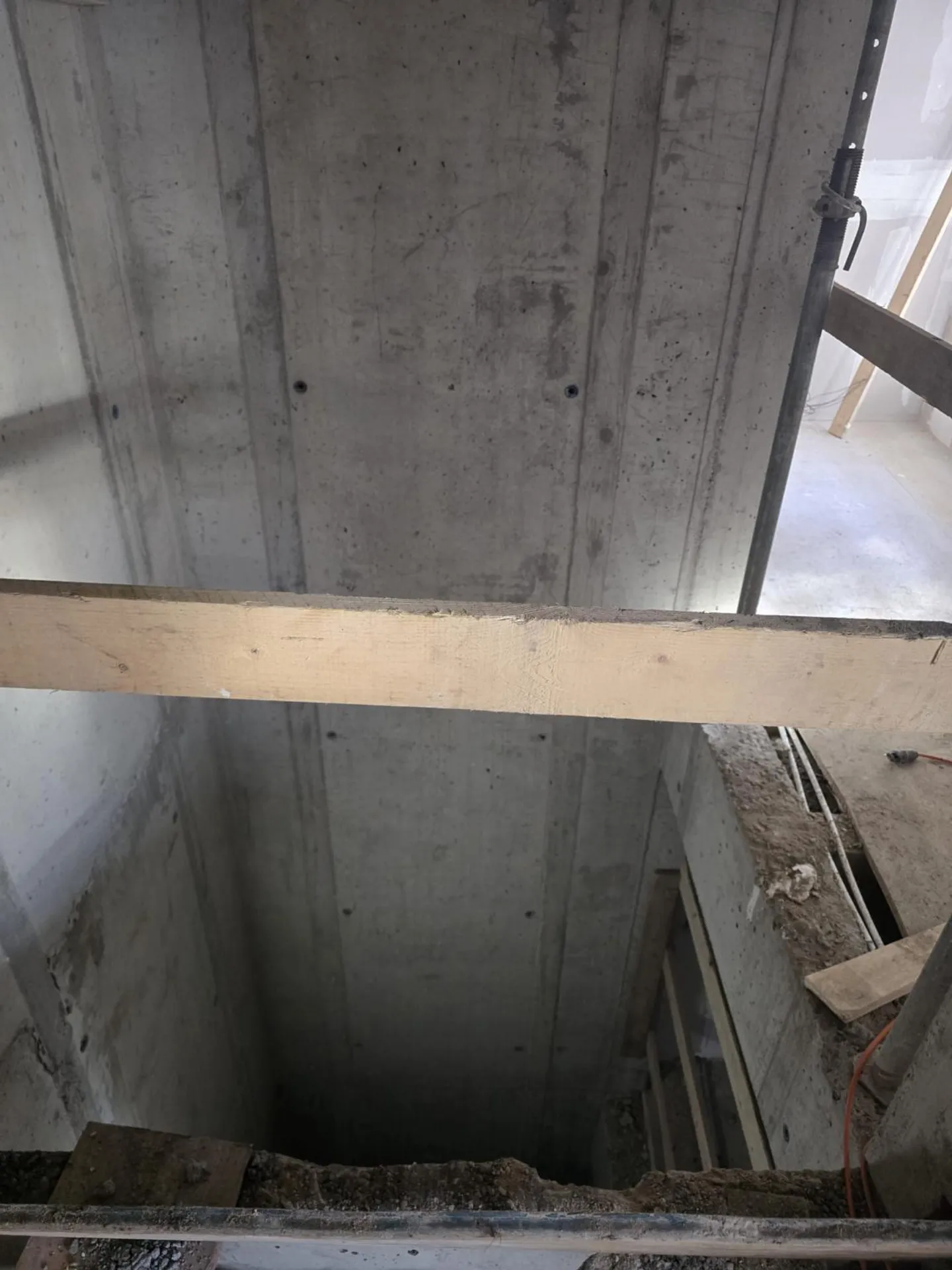 Edificio ad uso misto in vendita - Foto 3 di 5