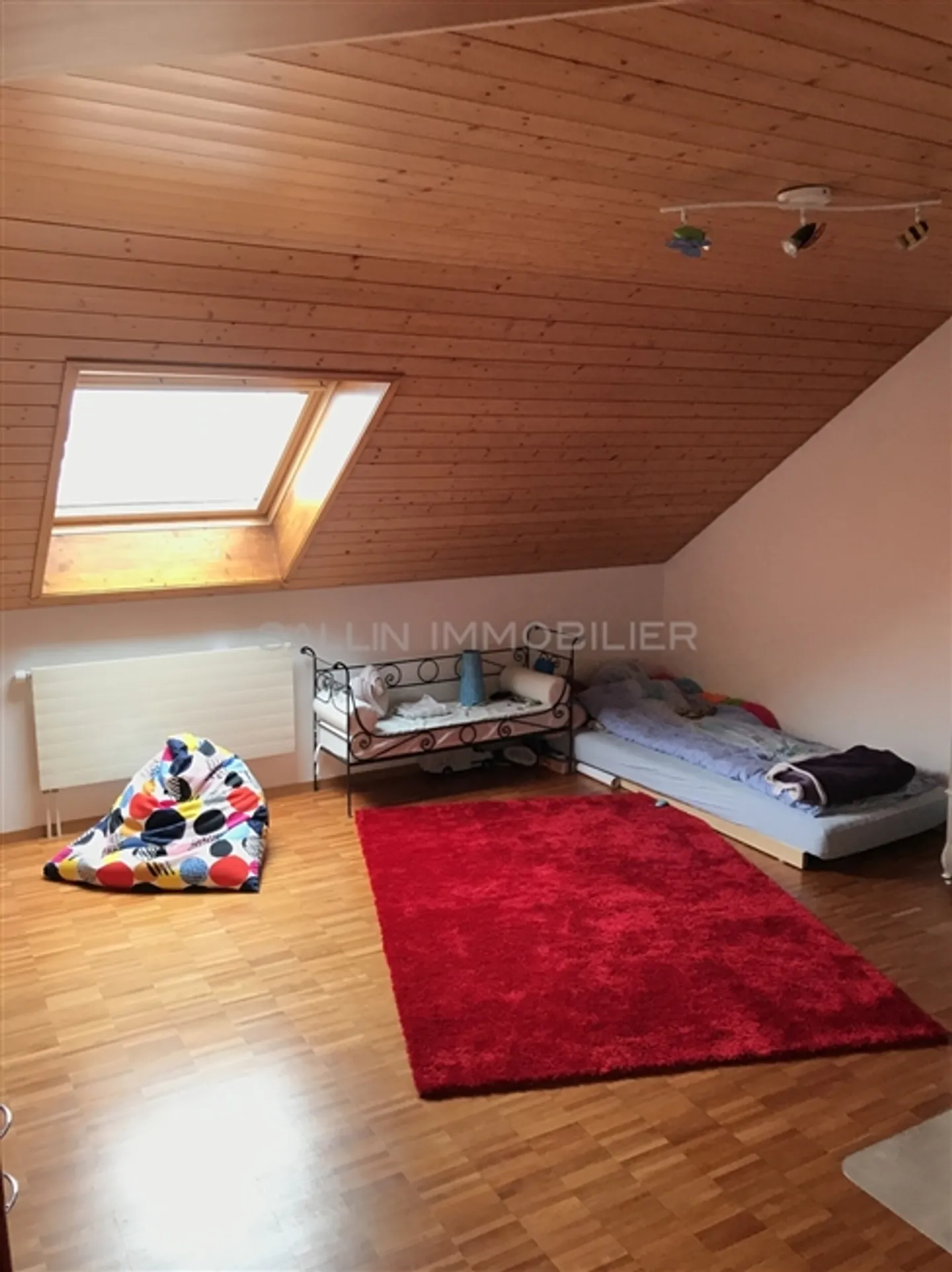 Charming 71/2 Room Duplex - Photo 7 of 16