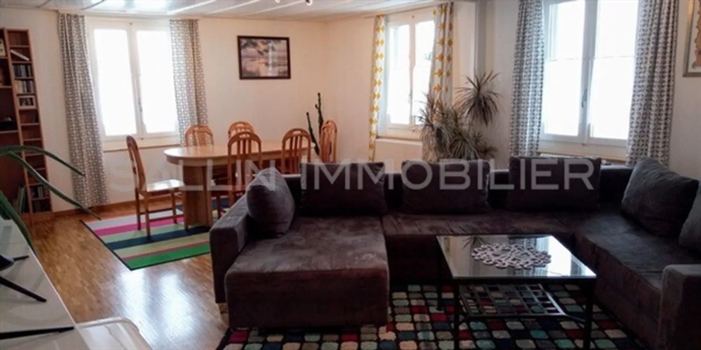 Charming 71/2 Room Duplex - Photo 8 of 16