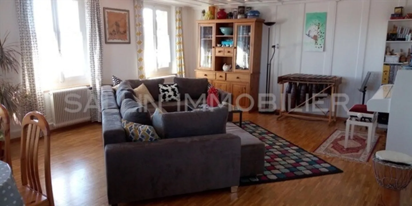 Charming 71/2 Room Duplex - Photo 9 of 16