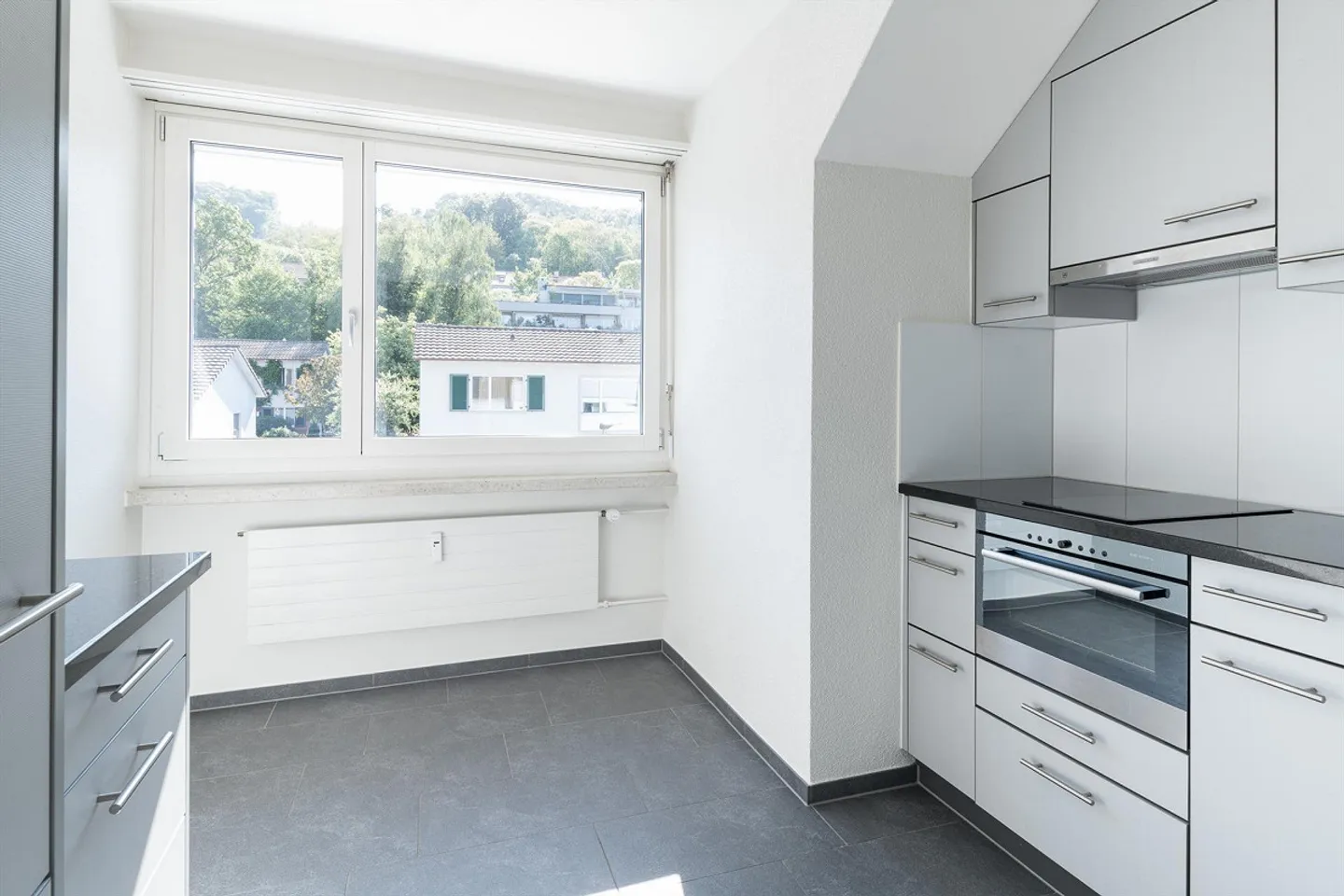Moderne Dachwohnung mit Terrasse - Foto 5 von 11