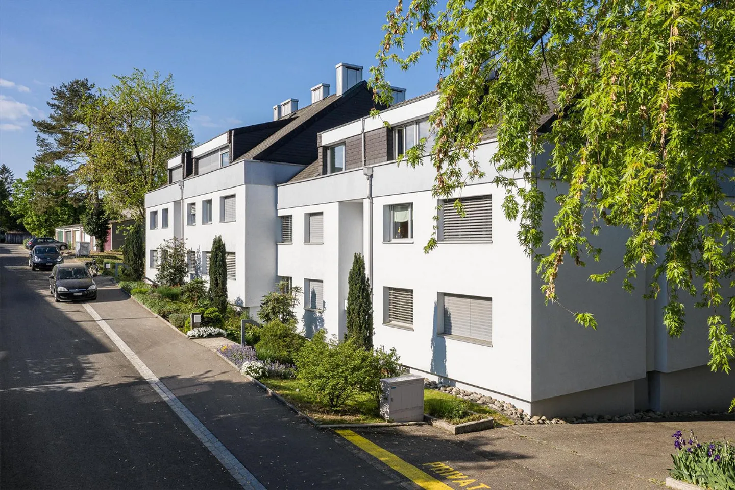 Moderne Dachwohnung mit Terrasse - Foto 2 von 11