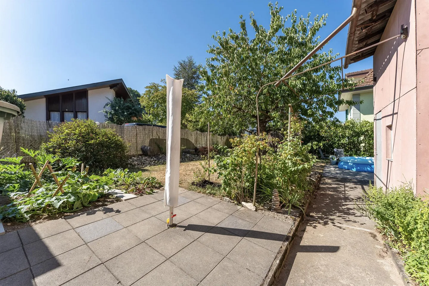 7½-Room Single-Family House with Plenty of Space in a Central Location in Busswil - Photo 23 of 23