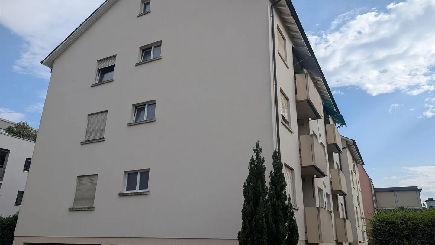 Appartement sous les combles charmant avec cheminée et balcon vitré - Photo 1 sur 7