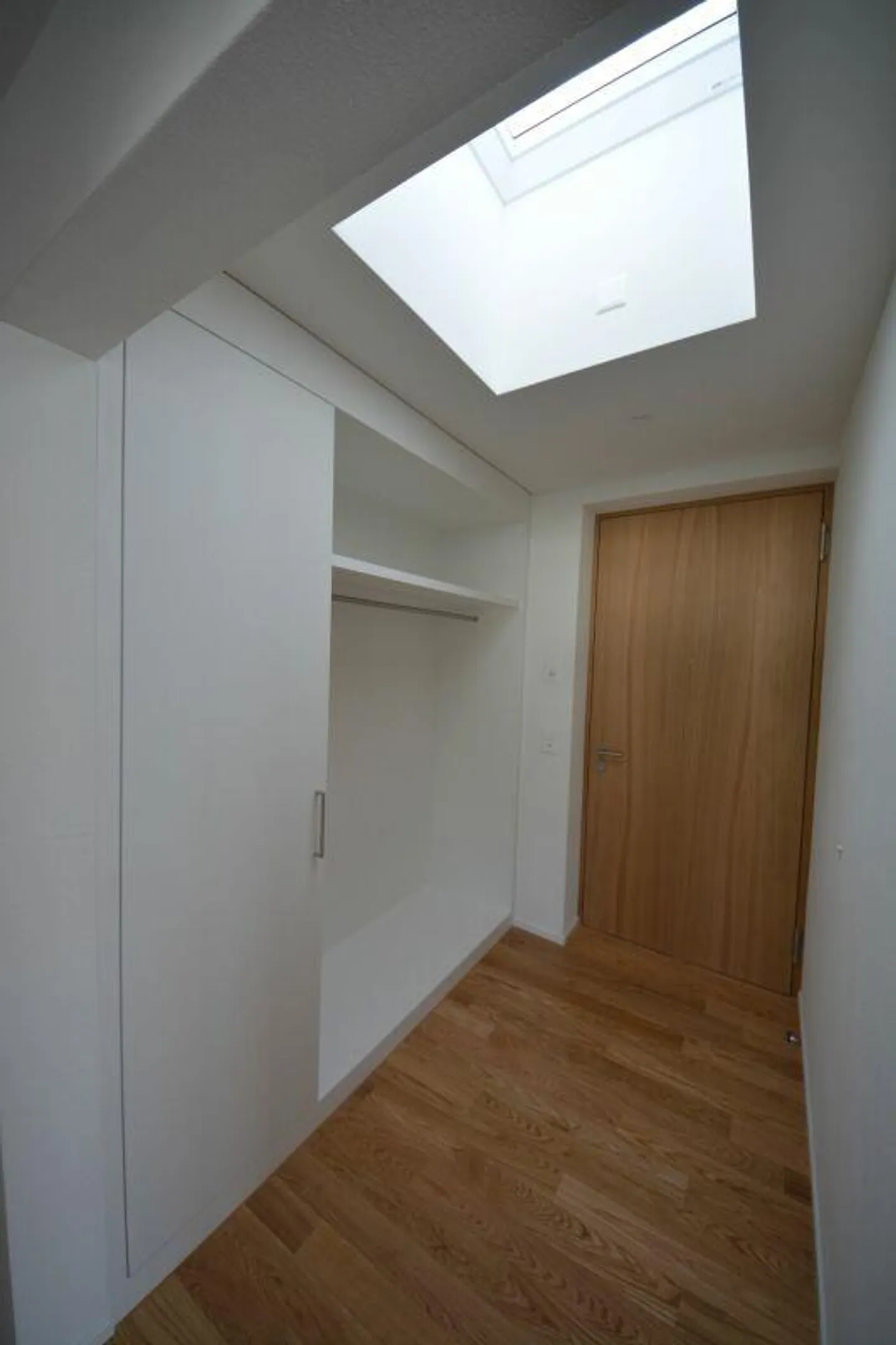 Appartement Attique Moderne Près de la Ville - Photo 6 sur 14