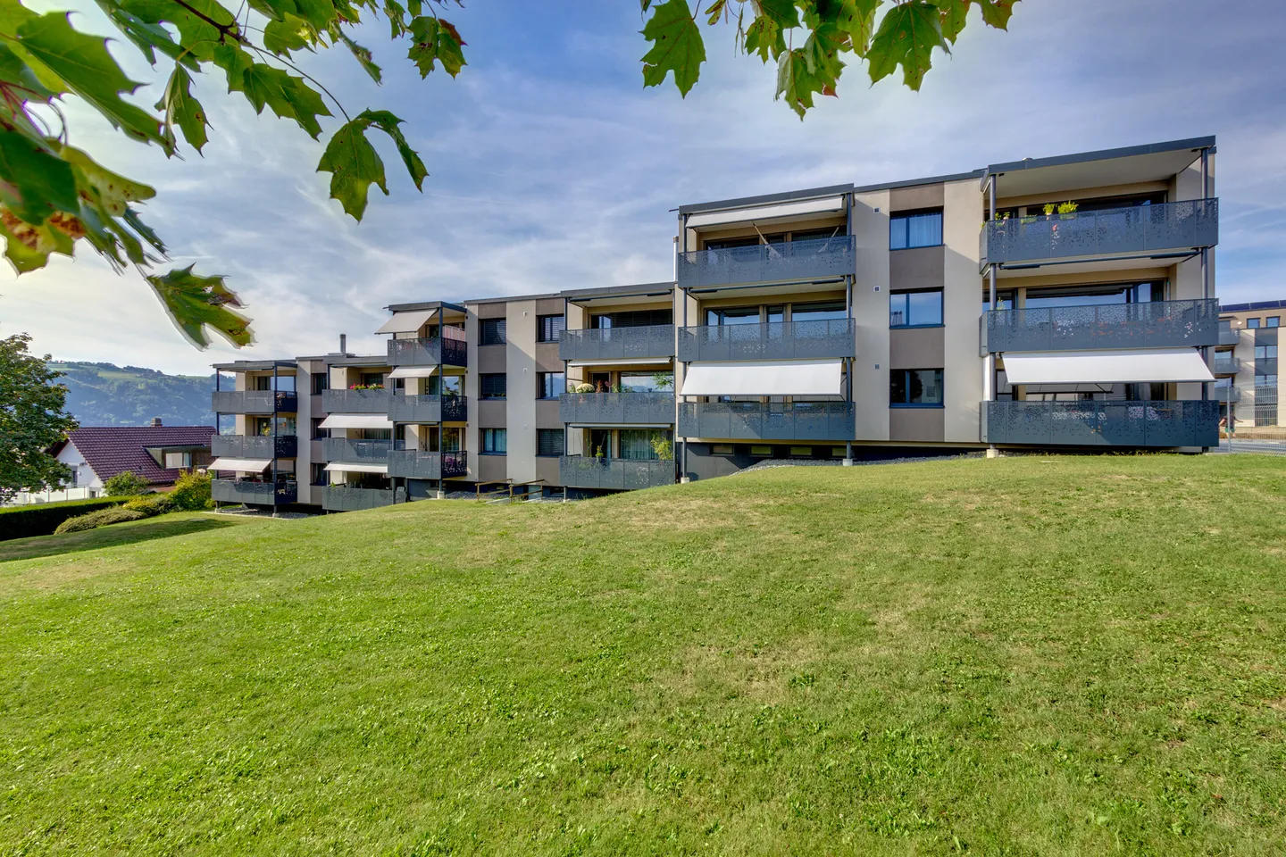 Charming 3.5-Room Apartment - Photo 1 of 10