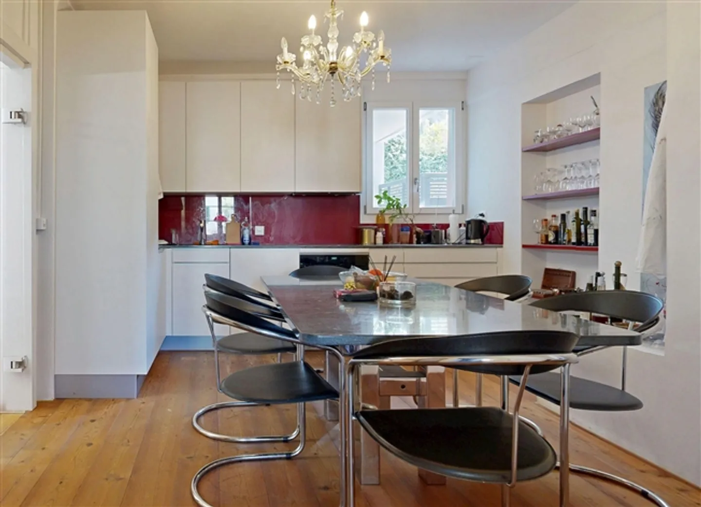 «Ä ehrwürdigi Autstadt-Liegeschaft mit huufe Potenzial und ere ärdeschöne Gartealag» - Foto 17 von 20