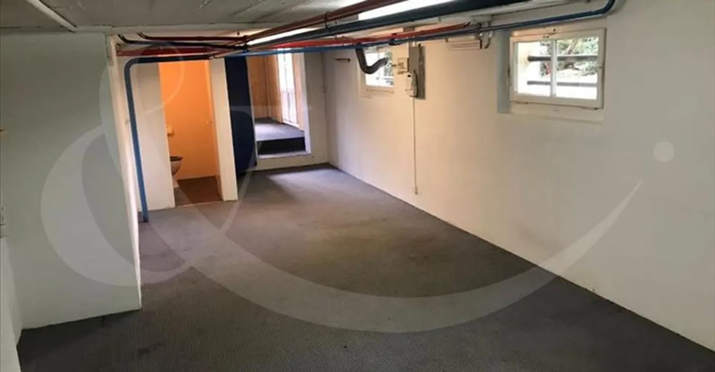 Spazio ufficio in affitto - Foto 5 di 10