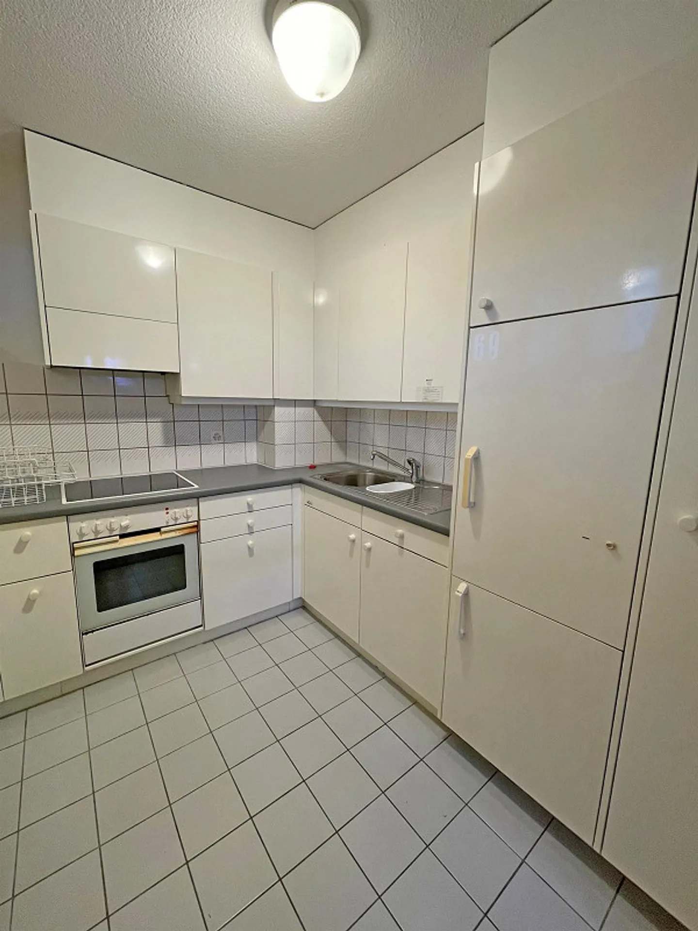 À 3 minutes à pied de la station S-Bahn - Photo 2 sur 6