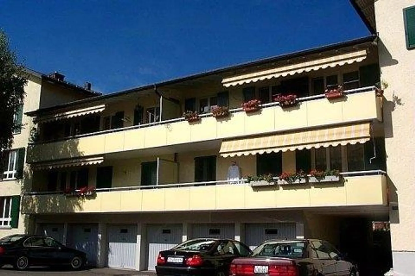 À 3 minutes à pied de la station S-Bahn - Photo 3 sur 6