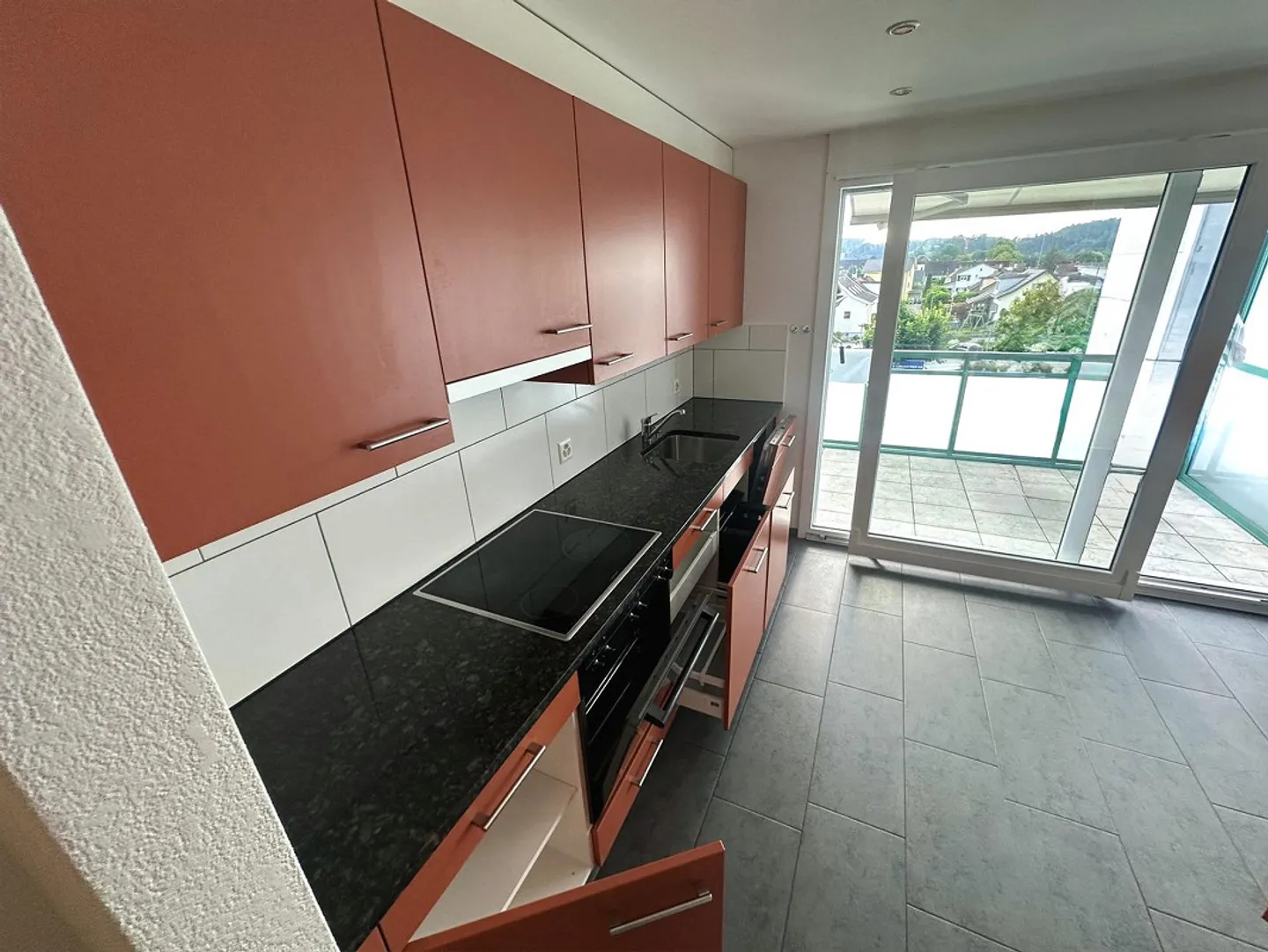 Loft apartment 3.5 rooms with large balcony - Photo 1 of 10