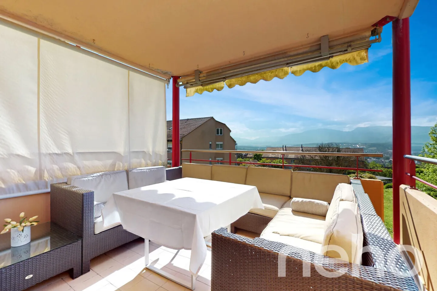Comfort, spazio e vista mozzafiato sul lago? Ideale per una famiglia - Foto 1 di 13