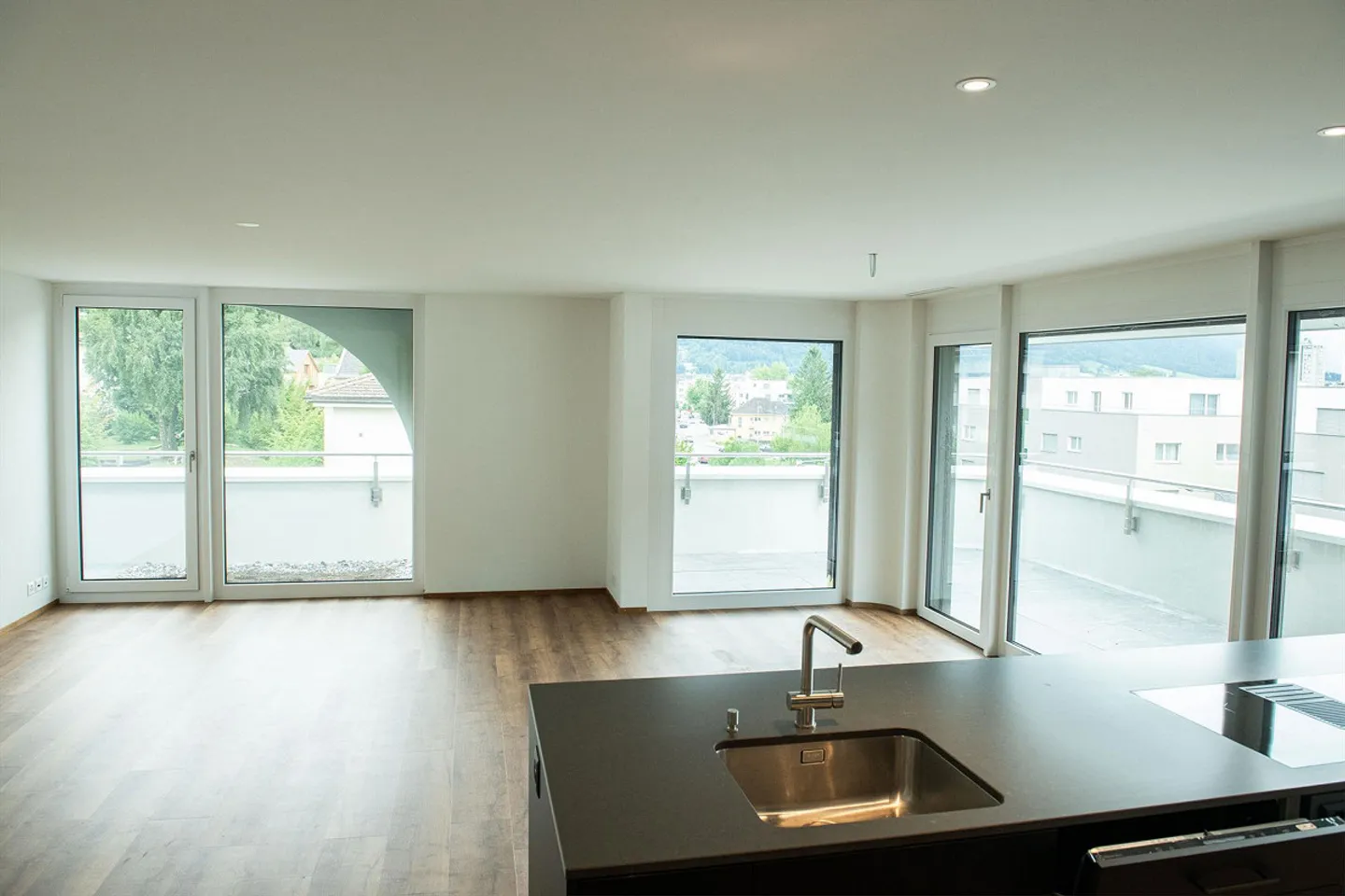 Moderne Wohnung mit hochwertigen Ausstattungen - Foto 2 von 12