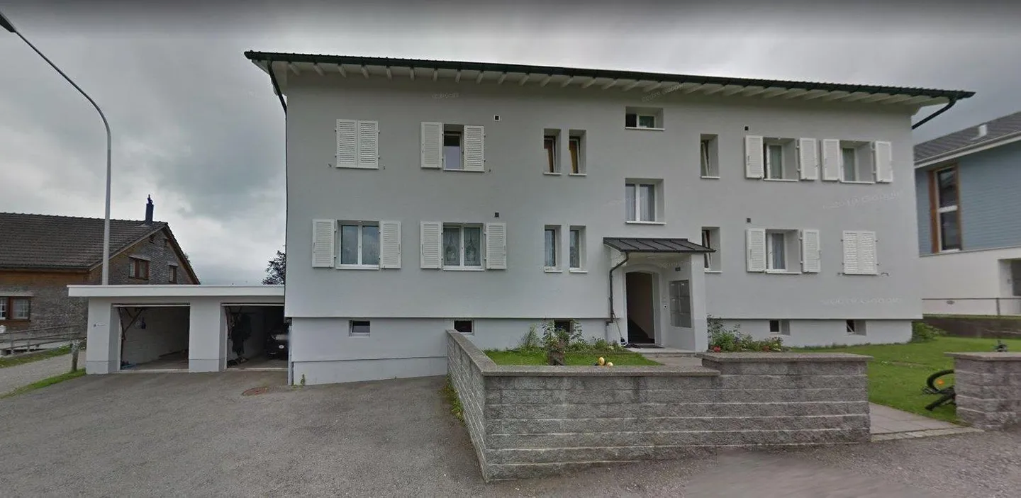 3 Room Apartment 2nd Floor - Photo 1 of 11