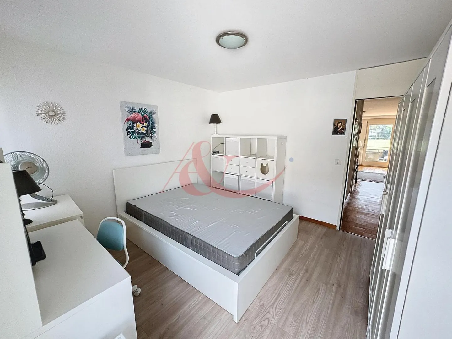 Appartement Lumineux dans Quartier Paisible - Photo 7 sur 8