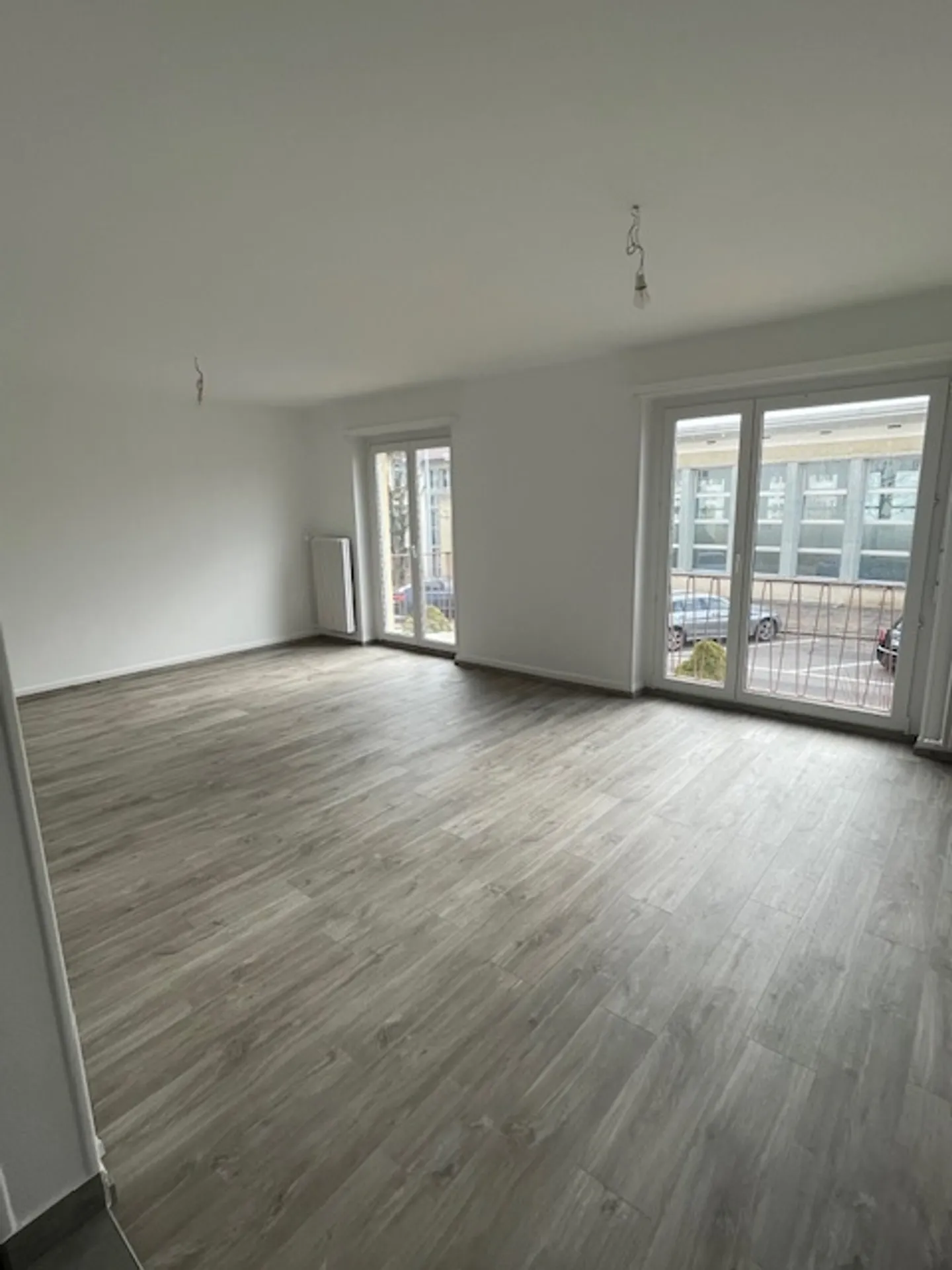 3.5 Room Apartment - Photo 1 of 8