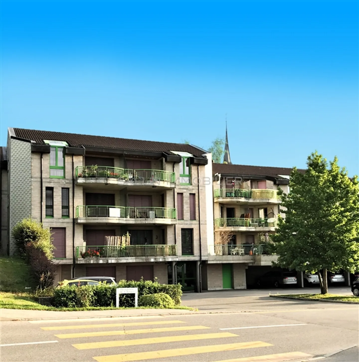 Bel appartement de 4,5 pièces dans la résidence - Photo 1 sur 9