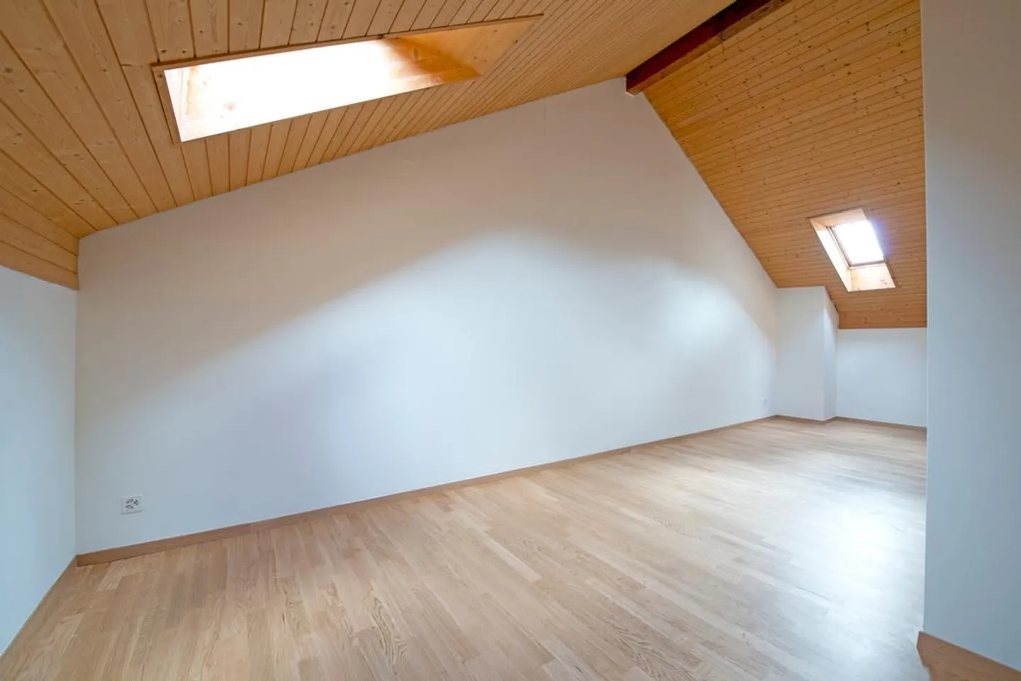 Duplex for rent - Photo 6 of 12