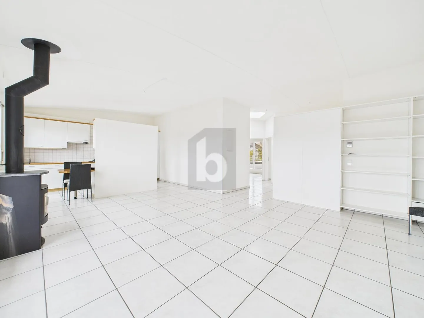 SPACIOUS WITH TERRACE AND FAR VIEW - Photo 2 of 6