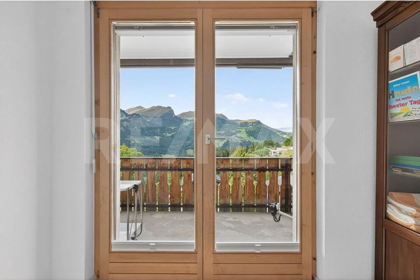 3½-room apartment with beautiful mountain views, sun and quiet location in St. Peter / Arosa - Photo 5 of 13