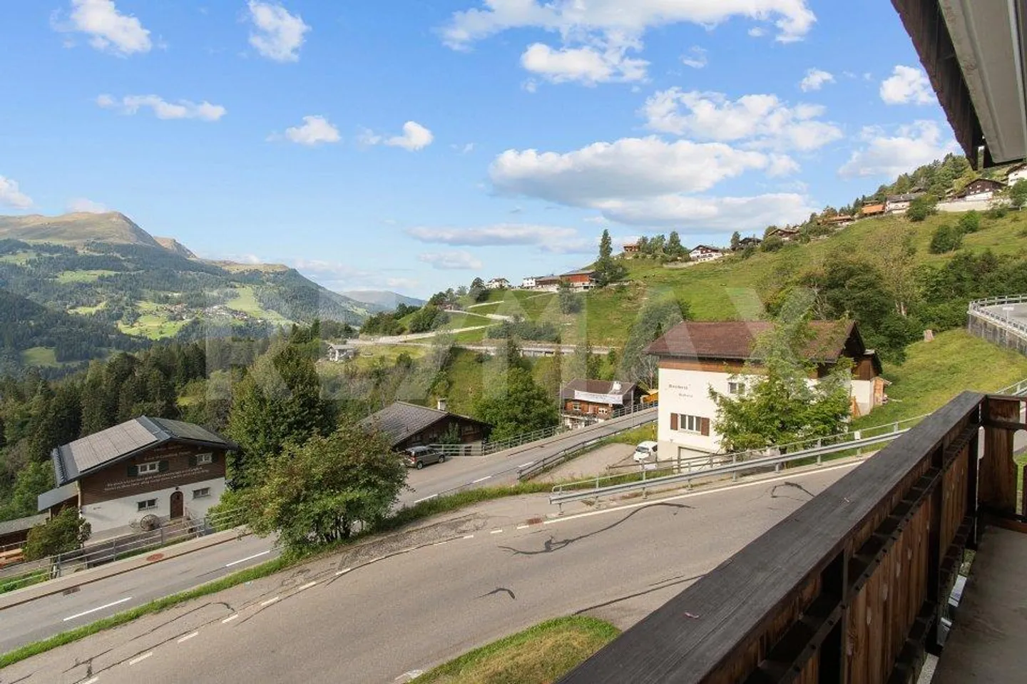 3½-room apartment with beautiful mountain views, sun and quiet location in St. Peter / Arosa - Photo 7 of 13