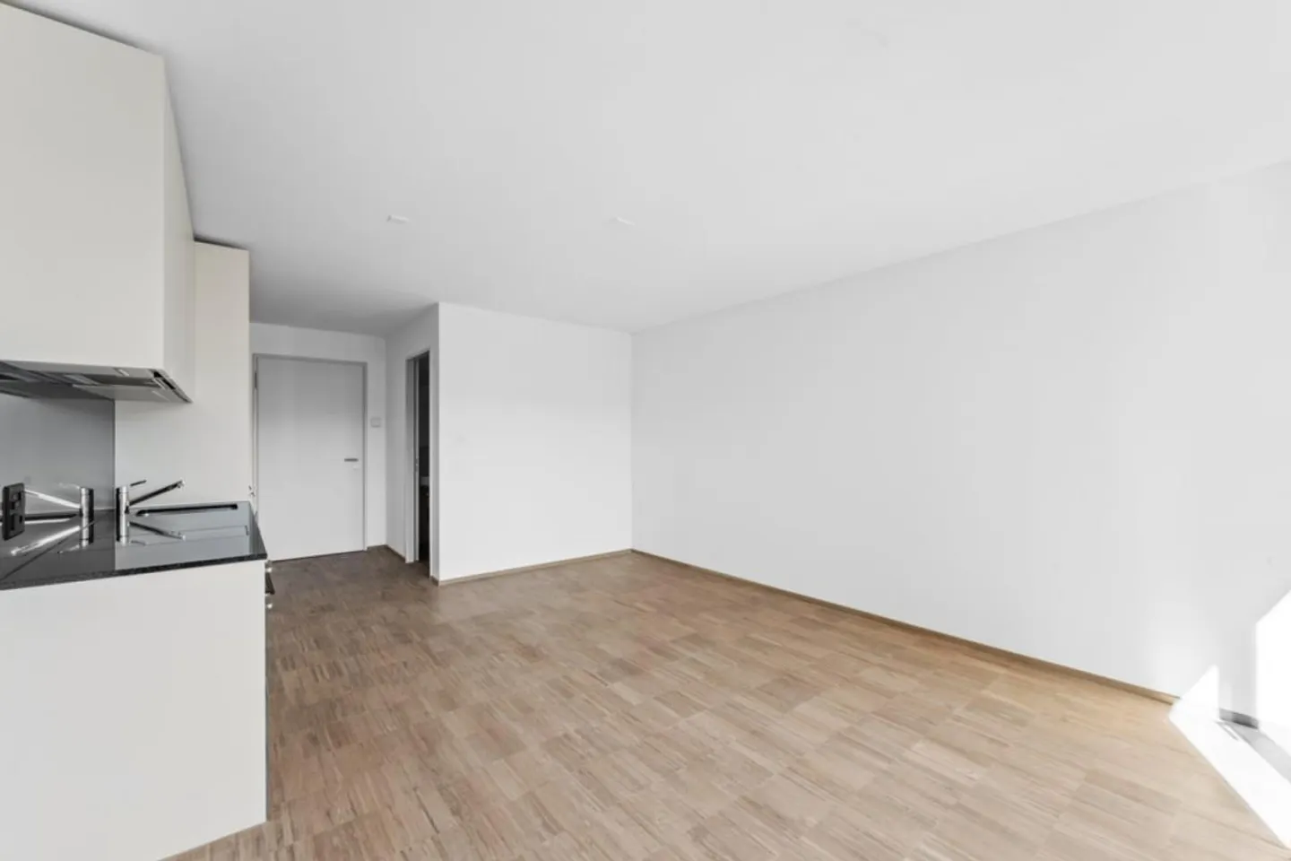 Stilvolles Studio im Zentrum von Horw - Foto 4 von 9