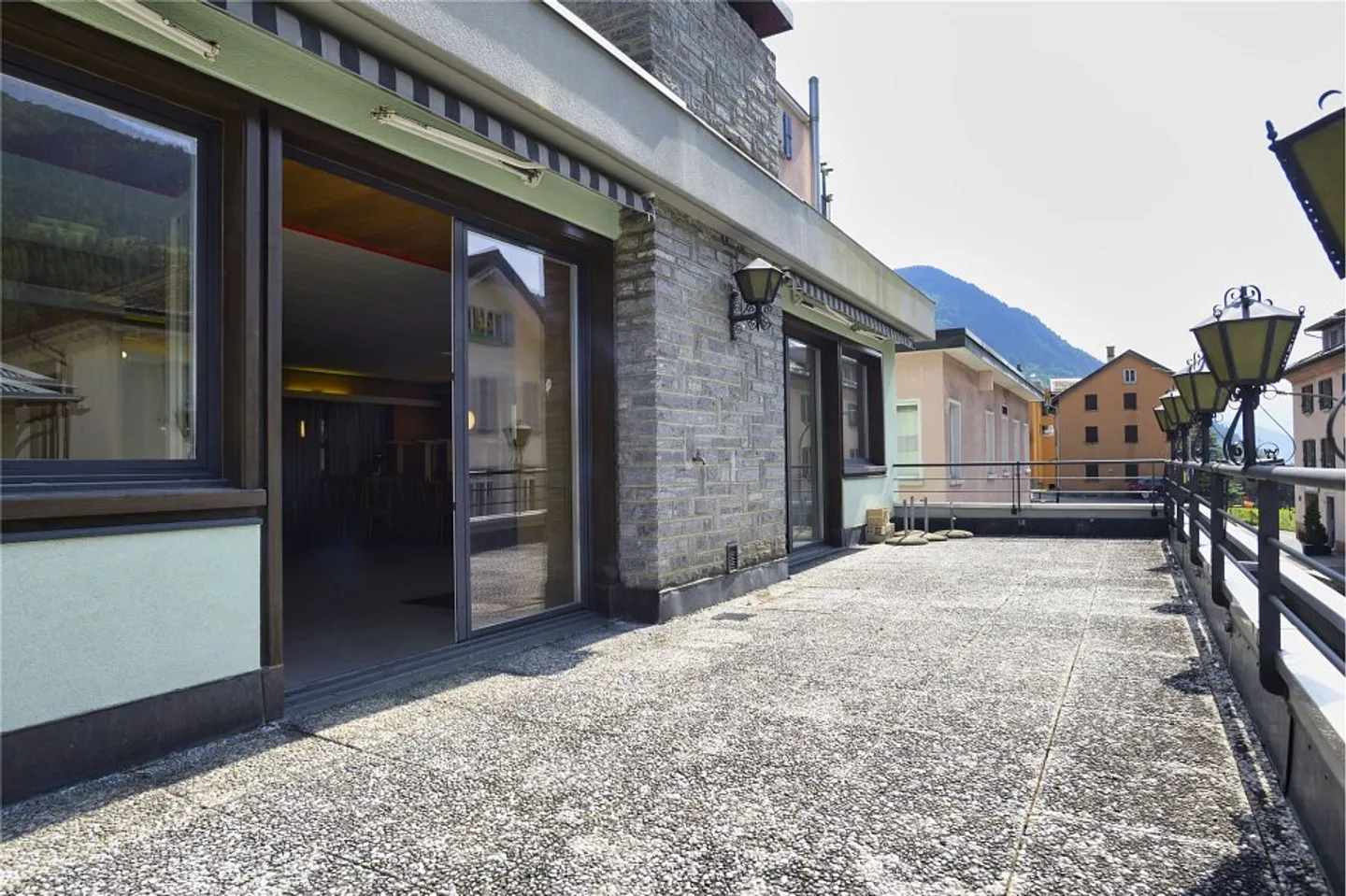 Pâtisserie, laboratoire et 4 appartements - Photo 8 sur 14