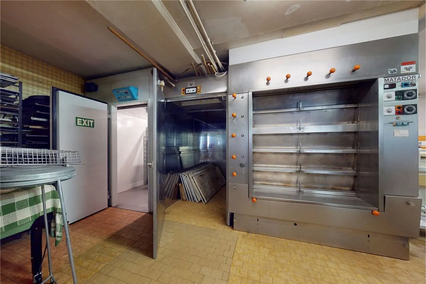 Pâtisserie, laboratoire et 4 appartements - Photo 13 sur 14