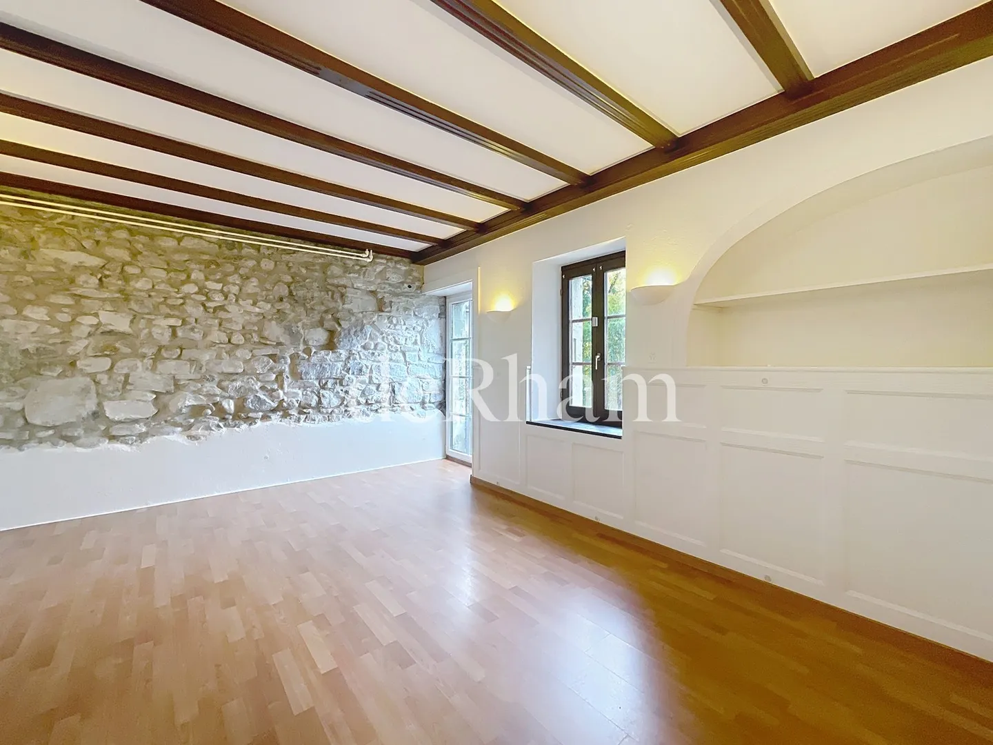 Wunderschöne 4.5 im Erdgeschoss mit privater Terrasse - Foto 4 von 13