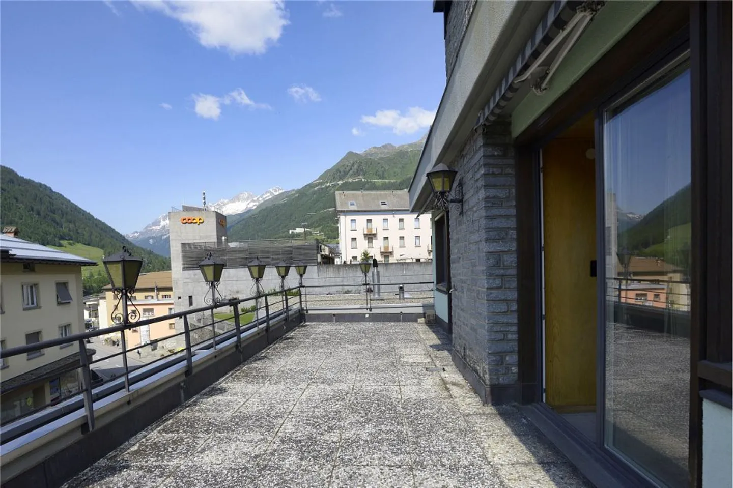 Pâtisserie, laboratoire et 4 appartements - Photo 10 sur 14