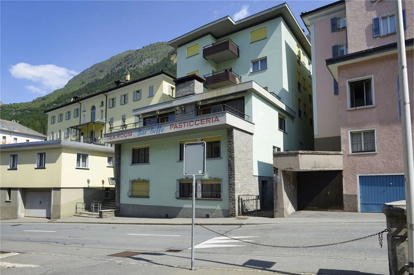 Pâtisserie, laboratoire et 4 appartements - Photo 11 sur 14